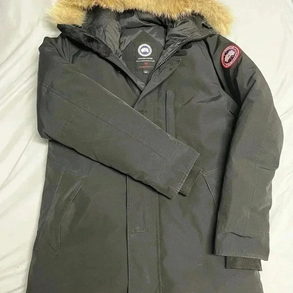 Canada Goose Parka  with fur for Men - Picture 2 of 13